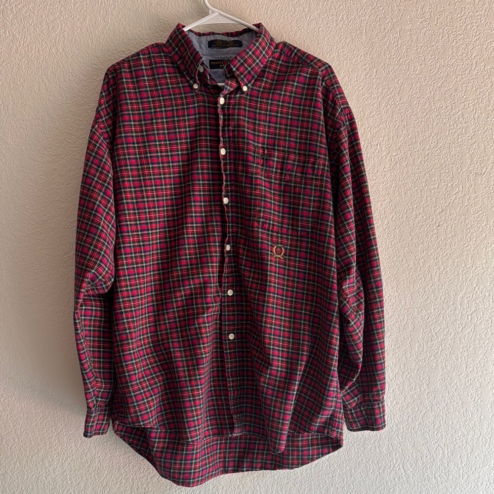 Vintage Tommy Hilfiger Red and Green Casual Button Down Shirt Golf